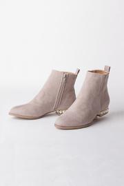  Nude Pearly Bootie