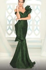  Trumpet Ruffle Dress