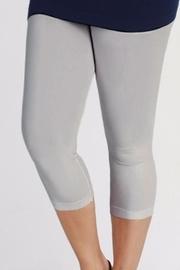  Capri Leggings - Plus