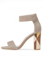  Statement Color-block Pump