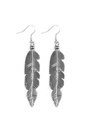  Feather-etched Metal-drop Earring