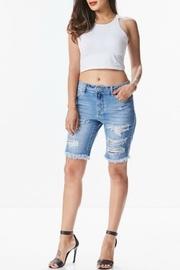 Skinny Distressed Bermuda