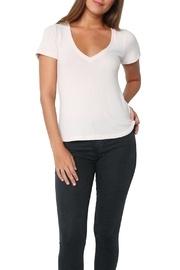  Ella Tee
