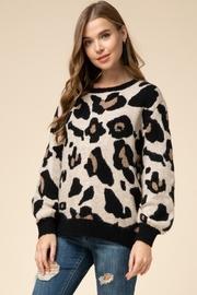  Leo Sweater
