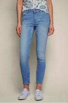  Skinny Crop Jeans