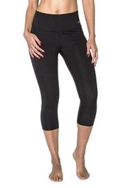  Squeeze Play Capri Pants