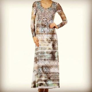  Long Sleeve Maxi Dress