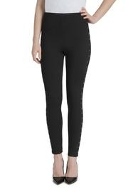  Grommet Side-seam Legging