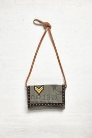  Hero Small Crossbody