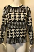  Houndstooth Crew-neck Sweater