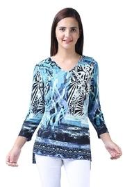  Asymmetrical Button-back Tunic