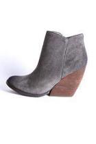  Whitby Ankle Boot