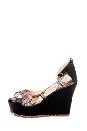  Tejido Wedge Sandal