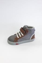  Canvas High Top Shoes