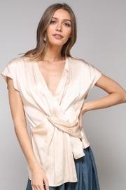  Twisted Unbalanced Top