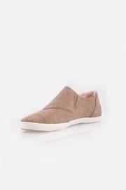  Aerin Pebble Sneaker