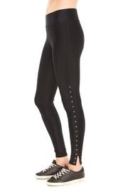  Grommet Leggings