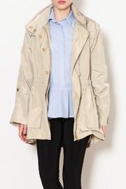  Elastic Waist Hooded Rain Jacket