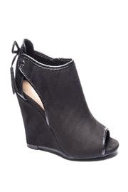  Brinley Wedge