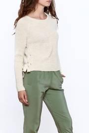  Casual White Sweater