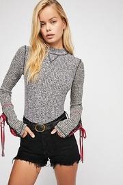  Mountaineer Cuff Top