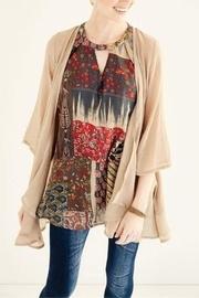  Artistic Keyhole Top