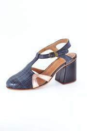  Madame Vionnet Pumps