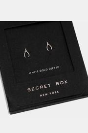  Secret-box - White-gold-dipped-wishbone Studs