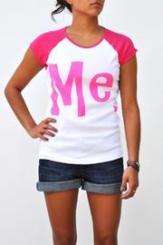  Pink Me. Tee