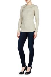  Exposed Shoulder Tee