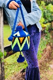  Cobain Bucket Bag