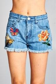  Patch Accent Denim Shorts