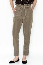  Ruffle Waist Pants