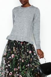  Cross Ruffle Sweatshirt