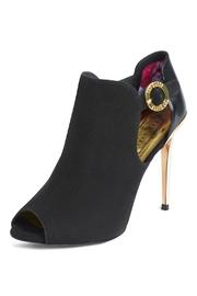  Cut Out Heeled Boot