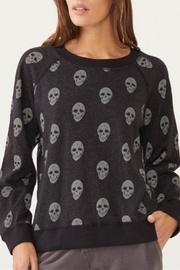  Raglan Skull