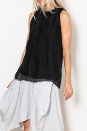  Woven Sleeveless Blouse