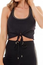  Knotted Crop