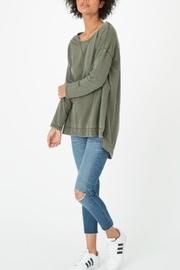  The Weekender Sweatshirt