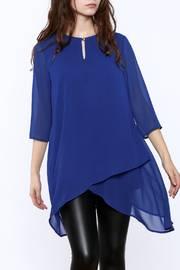  Royal Tunic With Keyhole