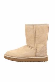  Ugg Classic Short Boots