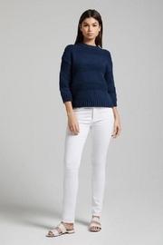  Midrise Cigarette Jean