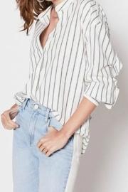  Poni Button-down Top