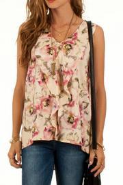  Elegant Floral Top