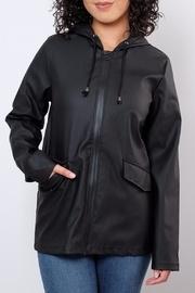  Sus Raincoat