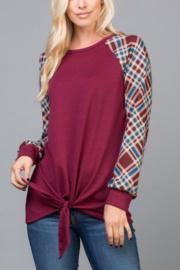  Plaid Sleeve & Knot Raglan Top