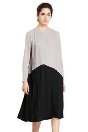  Modest Pleated Dress