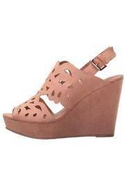  In Love Wedge
