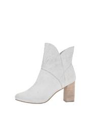  Prop Bootie