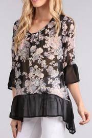  Flirty Floral Top